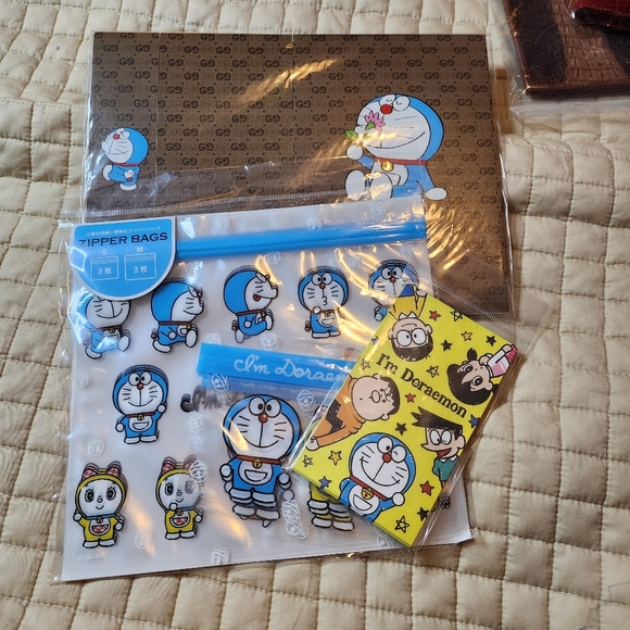 Doraemon x GUCCI memo pad special letter paper 3-piece set/Ziplock/mini envelope - Picture 2 of 14